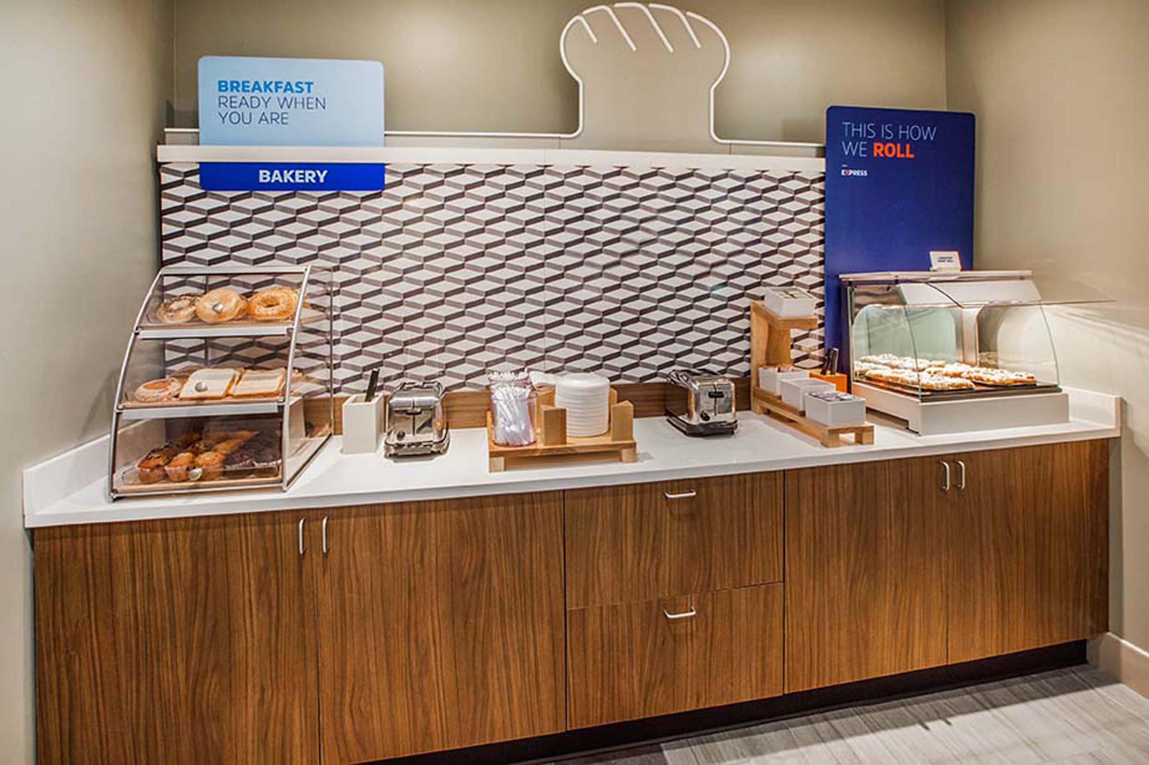 Holiday Inn Express & Suites Cookeville By Ihg Екстериор снимка