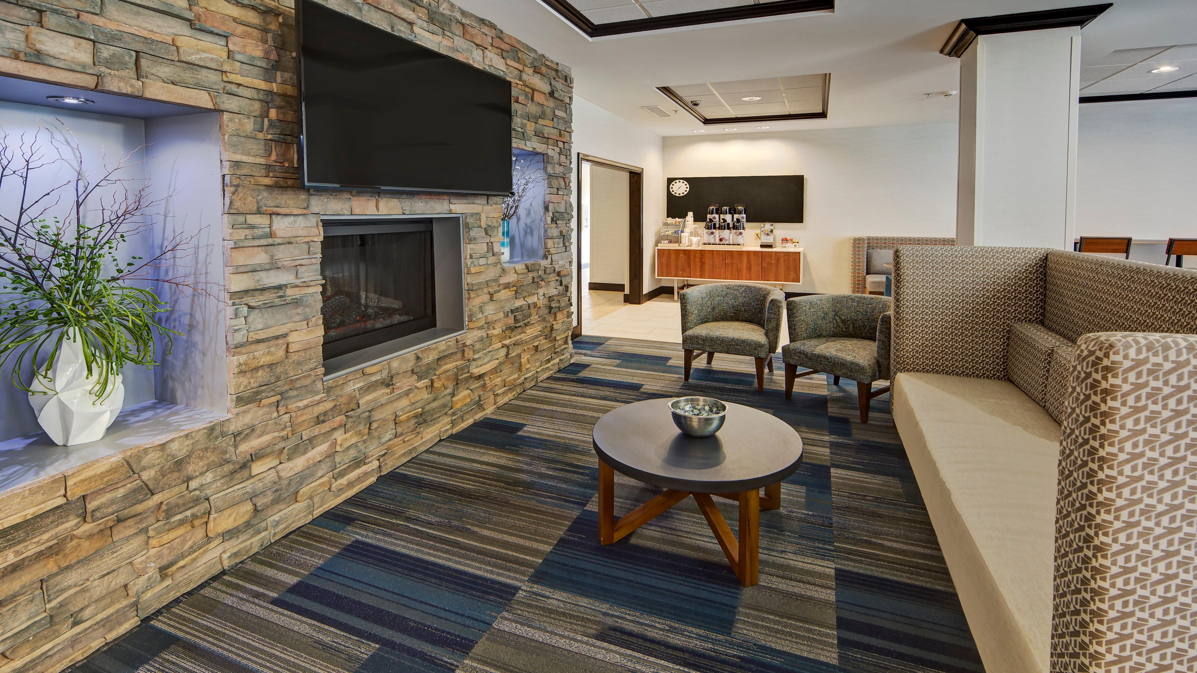 Holiday Inn Express & Suites Cookeville By Ihg Екстериор снимка